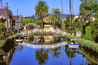 Meet-Up in LA: Photographing the Venice Canals
